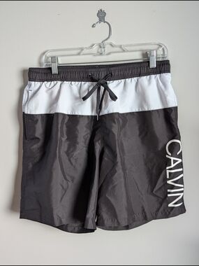 Calvin Klein Men's Swim Trunks Medium Black White Colorblock Logo Beachy Pool